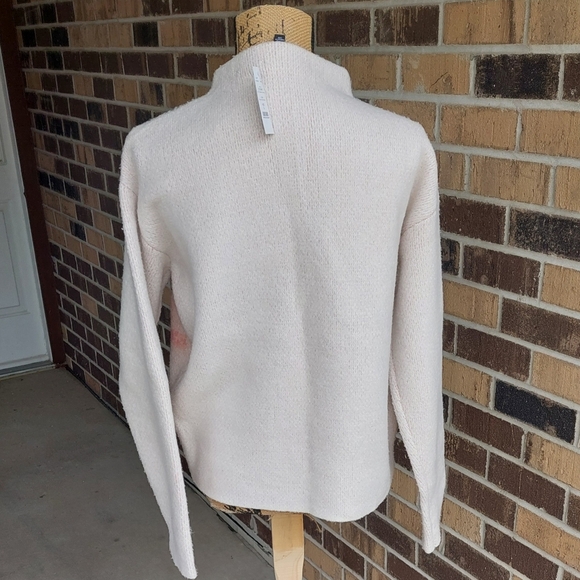 NWT Mock Neck Embellished Floral Sweater - Picture 7 of 11